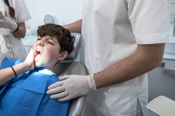 Best Emergency Tooth Extraction  in Pelham, AL